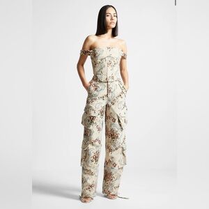 Maniere De Voir Beige Floral Jacquard High Waisted Cargo Pants Corset Top Set 6